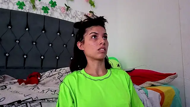 cutninasky online show from 25, 3, 2026