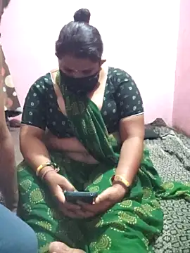 Snapshot of gujjuhotcouple chatting on 21, 4, 2026 gujjuhotcouple online show from 21, 4, 2026