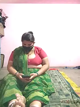 Snapshot of gujjuhotcouple chatting on 29, 4, 2026 gujjuhotcouple online show from 29, 4, 2026