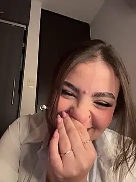 Snapshot of SamanthaValmont chatting on 2, 7, 2026 SamanthaValmont online show from 2, 7, 2026