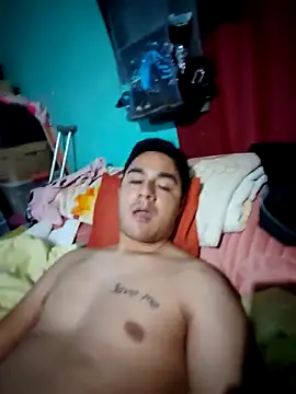 Snapshot of Hugaldo11 chatting on 3, 3, 2026 Hugaldo11 online show from 3, 3, 2026