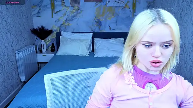 Tessa Ashe online show from 5, 4, 2026