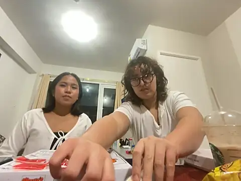 yassiestar online show from 9, 3, 2026