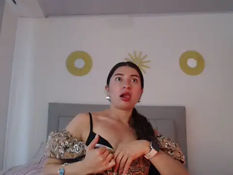 Julietaamado online show from 20, 4, 2026