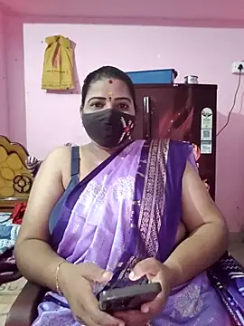 Snapshot of tamil_lathikaaa chatting on 16, 4, 2026 tamil lathikaaa online show from 16, 4, 2026