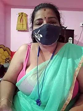 Snapshot of tamil_lathikaaa chatting on 21, 4, 2026 tamil lathikaaa online show from 21, 4, 2026