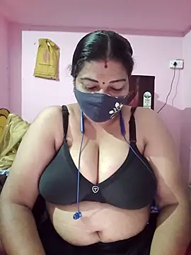 Snapshot of tamil_lathikaaa chatting on 27, 4, 2026 tamil lathikaaa online show from 27, 4, 2026