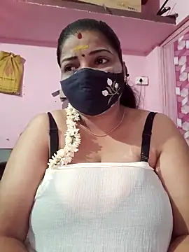 Snapshot of tamil_lathikaaa chatting on 19, 5, 2026 tamil lathikaaa online show from 19, 5, 2026