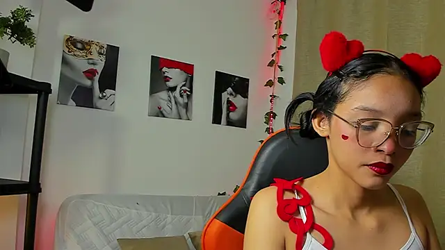 Rebeca Marchetti online show from 13, 3, 2026