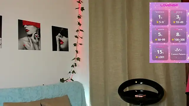 Snapshot of Rebeca_Marchetti chatting on 12, 5, 2026 Rebeca Marchetti online show from 12, 5, 2026