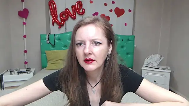 MeganPirs online show from 10, 4, 2026