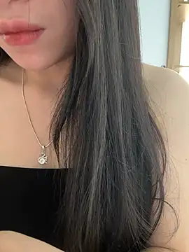 Snapshot of Tinn_tin chatting on 28, 5, 2026 Tinn tin online show from 28, 5, 2026