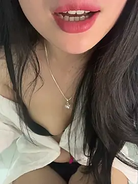 Snapshot of Tinn_tin chatting on 1, 6, 2026 Tinn tin online show from 1, 6, 2026
