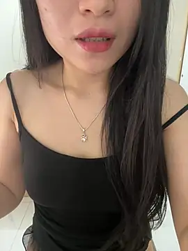 Snapshot of Tinn_tin chatting on 1, 7, 2026 Tinn tin online show from 1, 7, 2026