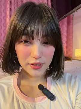 AitanaJhons  online show from 13, 4, 2026