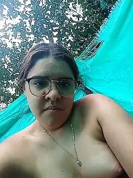 Snapshot of single_kitten chatting on 5, 3, 2026 single kitten online show from 5, 3, 2026