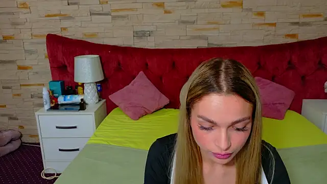 LannaSkyy online show from 20, 3, 2026