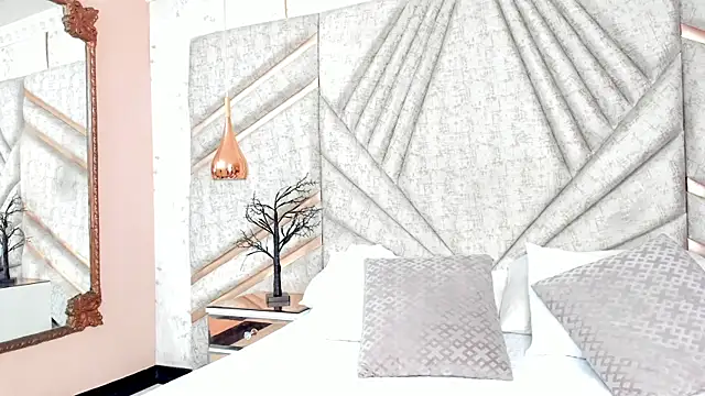 EmeelyMuller online show from 14, 4, 2026