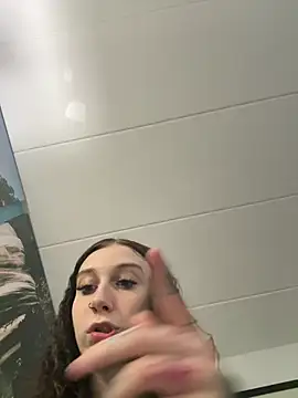 kenzyy28 online show from 19, 3, 2026