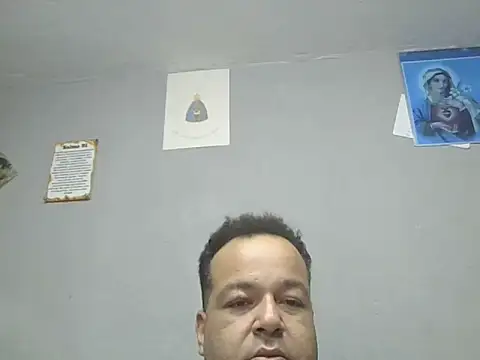 Snapshot of UrsoBissexualPauGrosso chatting on 24, 3, 2026 UrsoBissexualPauGrosso online show from 24, 3, 2026