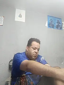 Snapshot of UrsoBissexualPauGrosso chatting on 2, 5, 2026 UrsoBissexualPauGrosso online show from 2, 5, 2026
