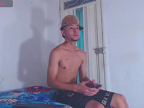 Snapshot of gabriel_reyes21 chatting on 17, 7, 2026 gabriel reyes21 online show from 17, 7, 2026