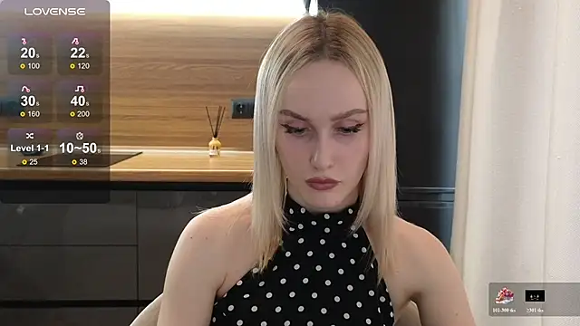 Snapshot of Bella_Villen chatting on 23, 6, 2026 Bella Villen online show from 23, 6, 2026
