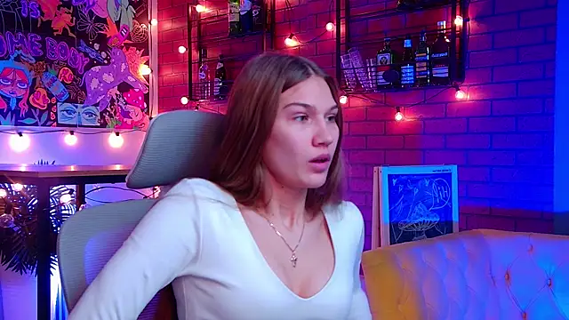 Sweet Emilya online show from 16, 4, 2026