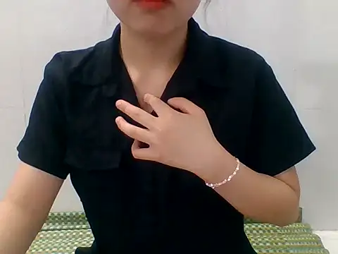 Snapshot of kiraa-007 chatting on 12, 5, 2026 kiraa-007 online show from 12, 5, 2026