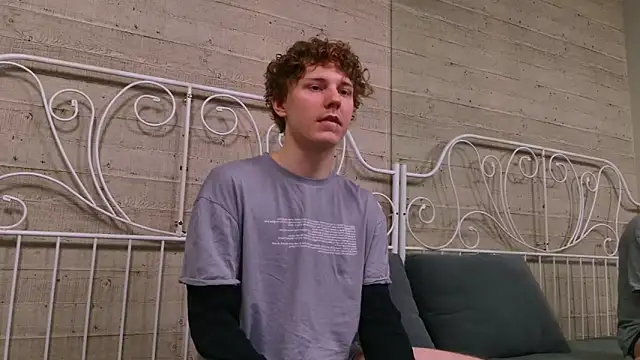 Mickey Hawk online show from 8, 3, 2026