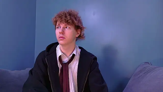 Mickey Hawk online show from 15, 4, 2026