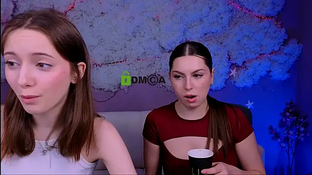 Snapshot of chloe_ley chatting on 14, 5, 2026 chloe ley online show from 14, 5, 2026