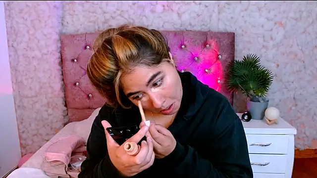 Sofiazaf  online show from 16, 3, 2026