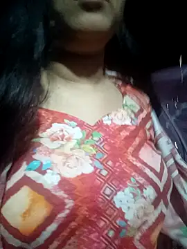 Snapshot of SumonaMoni chatting on 4, 3, 2026 SumonaMoni online show from 4, 3, 2026