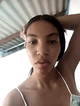 Snapshot of ginevere_20 chatting on 1, 5, 2026 ginevere 20 online show from 1, 5, 2026