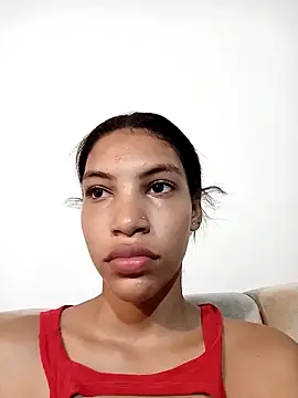 Snapshot of ginevere_20 chatting on 12, 5, 2026 ginevere 20 online show from 12, 5, 2026