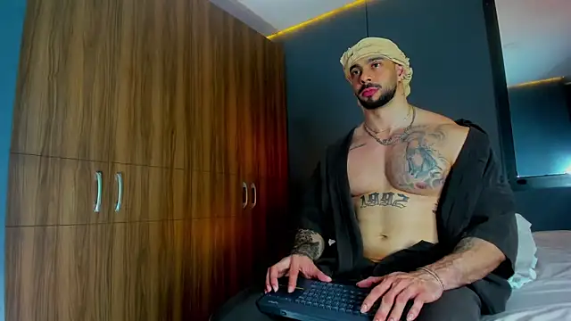 massimo visconti online show from 11, 3, 2026