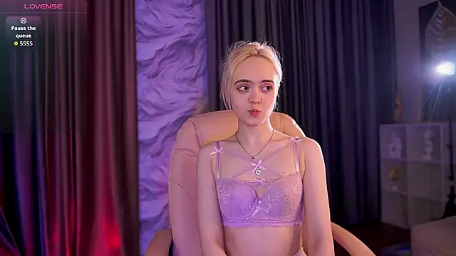 Bambi Bloom online show from 20, 3, 2026