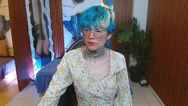 Lyra tay online show from 24, 3, 2026