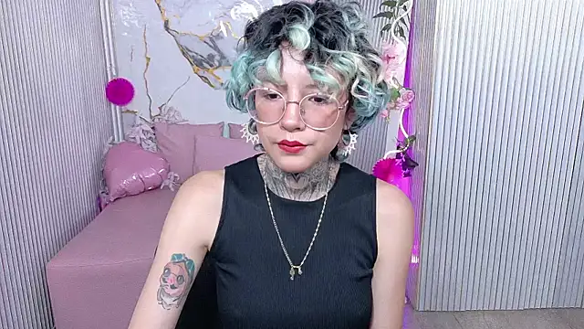 Snapshot of Lyra_tay chatting on 12, 7, 2026 Lyra tay online show from 12, 7, 2026