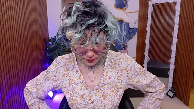 Snapshot of Lyra_tay chatting on 15, 7, 2026 Lyra tay online show from 15, 7, 2026