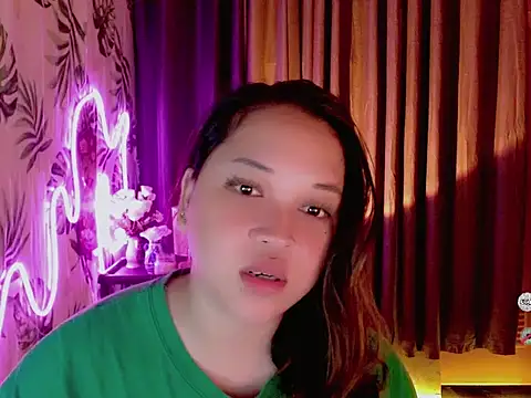 Snapshot of Sweet_coleen chatting on 28, 3, 2026 Sweet coleen online show from 28, 3, 2026