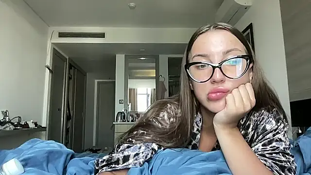 Kit kata online show from 9, 4, 2026