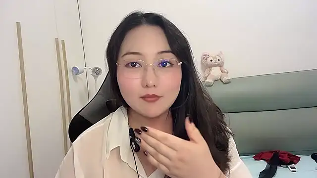 Snapshot of Susu-36E chatting on 29, 4, 2026 Susu-36E online show from 29, 4, 2026