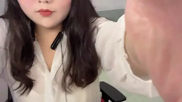 Snapshot of Susu-36E chatting on 12, 5, 2026 Susu-36E online show from 12, 5, 2026