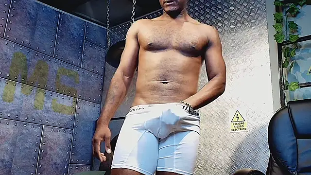 Snapshot of DarianWill18 chatting on 28, 2, 2026 DarianWill18 online show from 28, 2, 2026