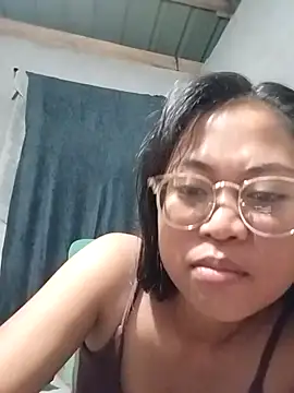 angelpinay44 online show from 4, 4, 2026