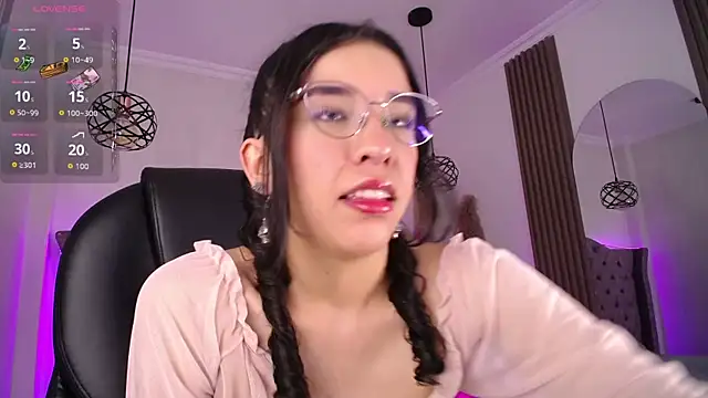 Snapshot of Amara_Davis1 chatting on 2, 6, 2026 Amara Davis1 online show from 2, 6, 2026