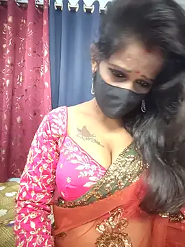 Snapshot of Tinaa_baby chatting on 5, 7, 2026 Tinaa baby online show from 5, 7, 2026
