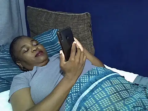 Snapshot of Talia82 chatting on 6, 4, 2026 Talia82 online show from 6, 4, 2026